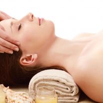 Massage mặt chống lão hóa collagen + mặt nạ cổ