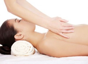 Massage săn ngực + tảo